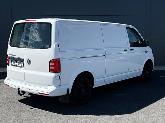 Volkswagen Transporter 9 of 22