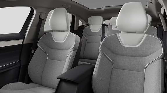 Volvo ES90 18 of 24