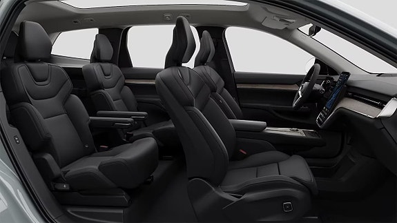 Volvo EX90 26 of 26