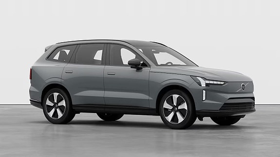 Volvo EX90 8 of 26