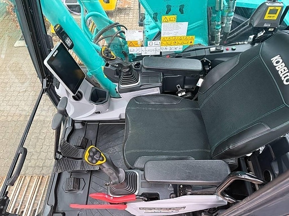 Kobelco SK 210 LC-11 5 of 5