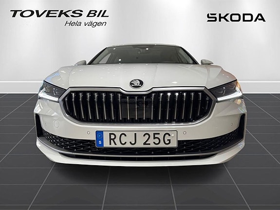 Skoda Superb 5 of 5