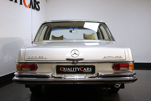 Mercedes-Benz 300 SEL 6 of 26