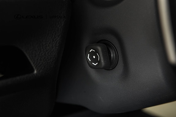 Lexus NX450h+ 13 of 18