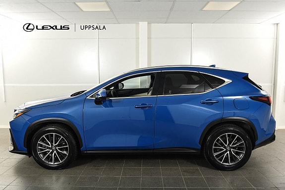 Lexus NX450h+ 2 of 18