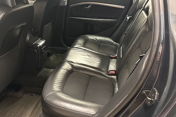 Volvo V70 9 of 9