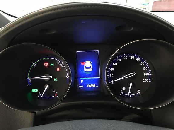Toyota C-HR 8 of 21