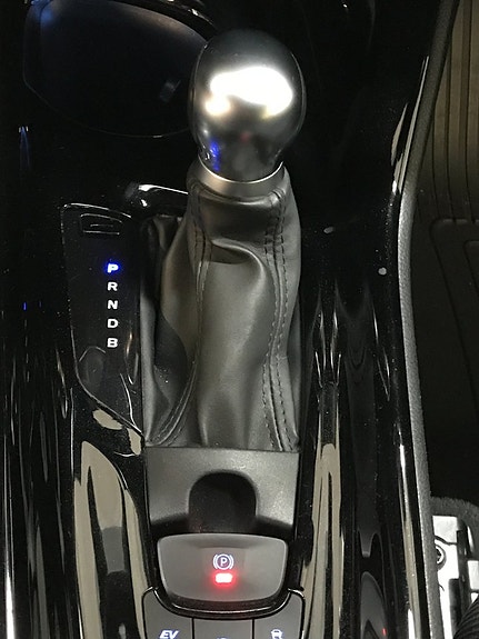 Toyota C-HR 13 of 21