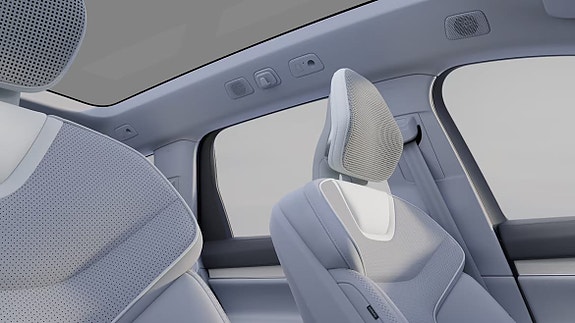Volvo EX90 4 of 5