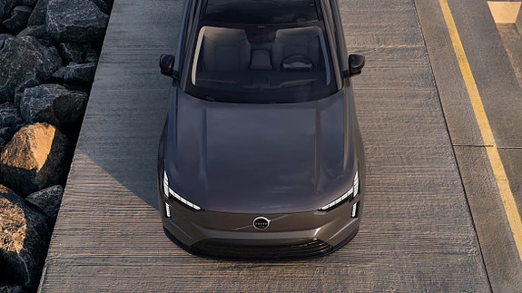 Volvo EX90 24 of 25