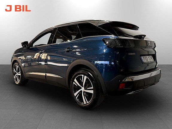 Peugeot 3008 3 of 5
