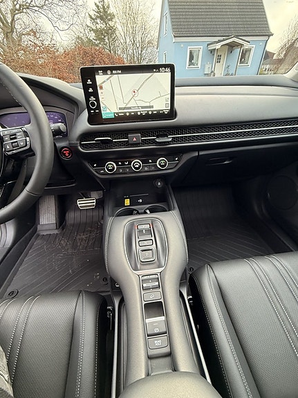 Honda ZR-V 9 of 15
