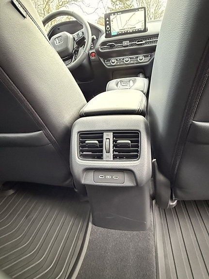 Honda ZR-V 14 of 15