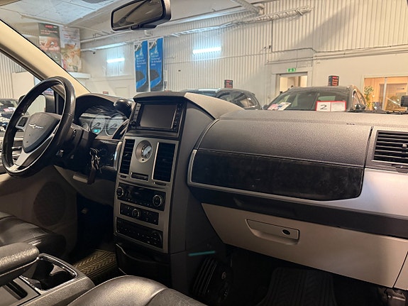 Chrysler Grand Voyager 16 of 20