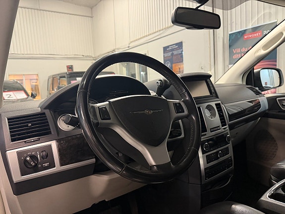 Chrysler Grand Voyager 9 of 20
