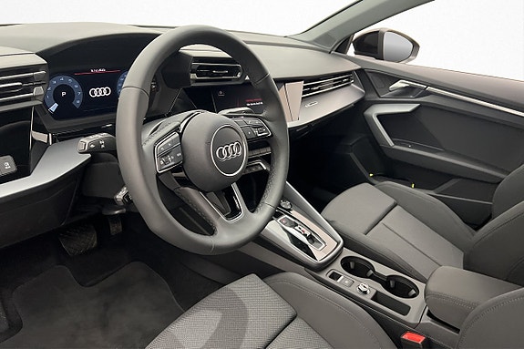 Audi A3 8 of 24