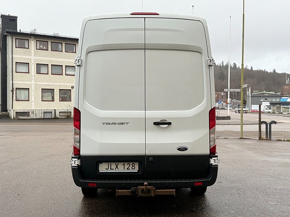 Ford Transit 8 of 14