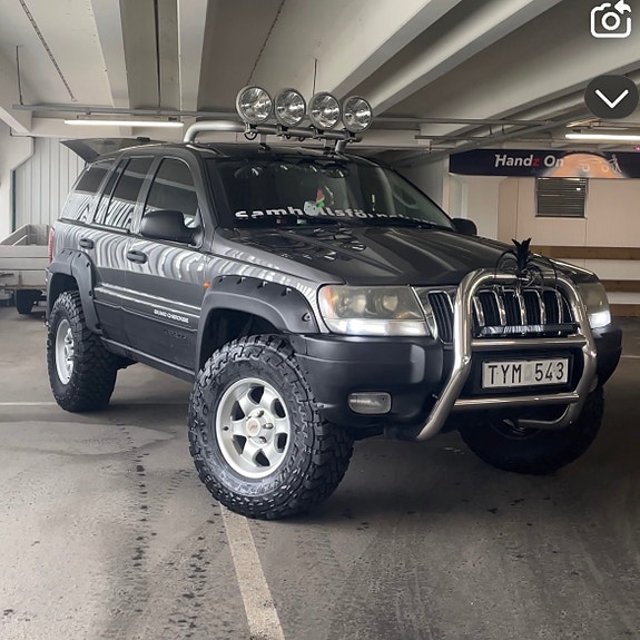 Jeep Grand Cherokee 3 of 10