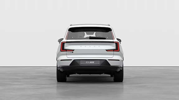 Volvo EX90 22 of 22