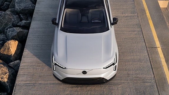 Volvo EX90 13 of 22