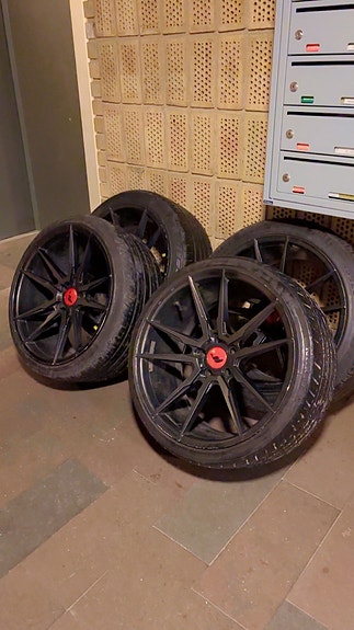 Product image 2 of 8