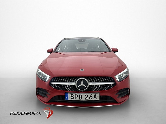 Mercedes-Benz A200 2 of 5