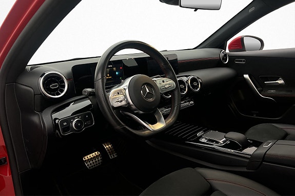 Mercedes-Benz A200 8 of 25
