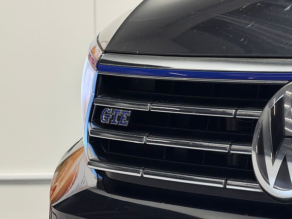 Volkswagen Passat 3 of 5