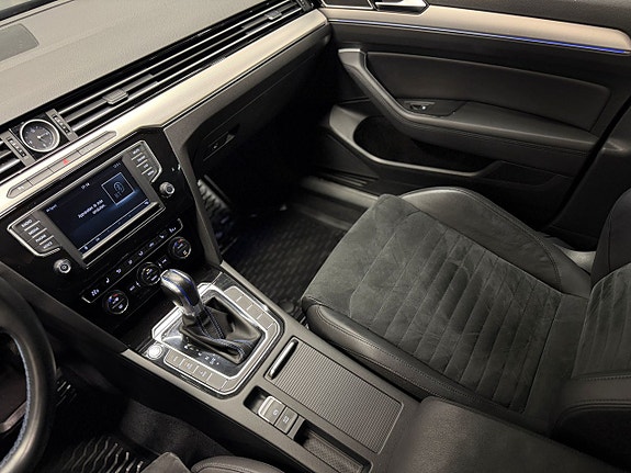 Volkswagen Passat 20 of 27