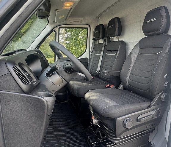 Iveco 35-140 10 of 19