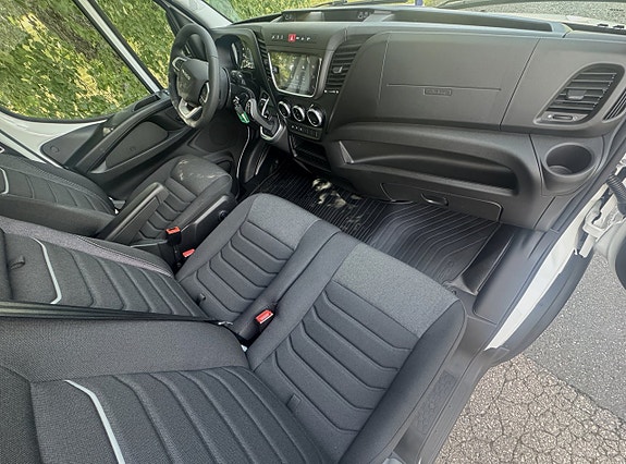 Iveco 35-140 11 of 19