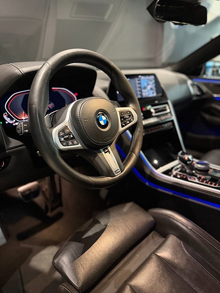 BMW M850i 13 of 20