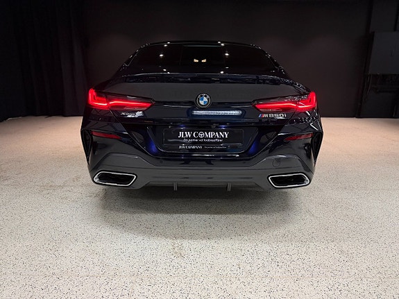 BMW M850i 7 of 20