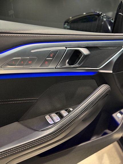 BMW M850i 14 of 20