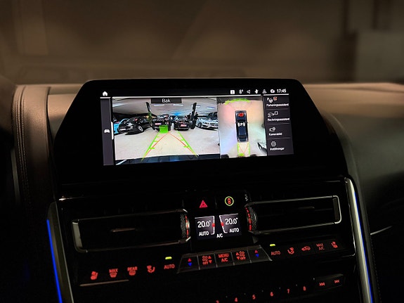 BMW M850i 16 of 20