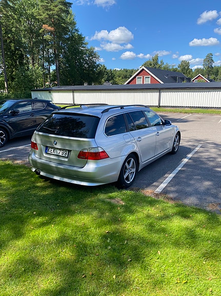 BMW 520 3 of 9