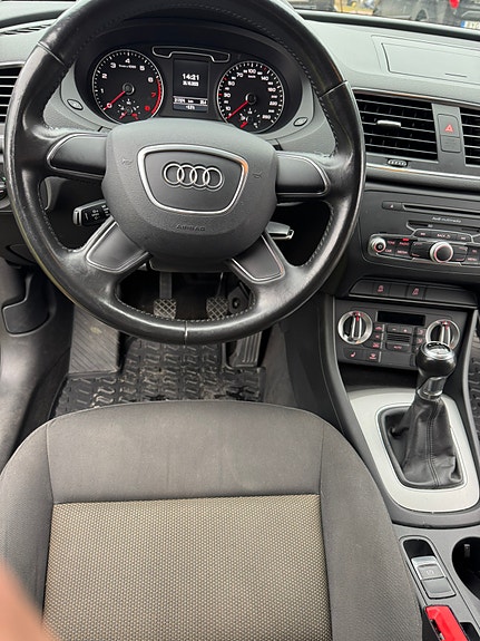 Audi Q3 3 of 10