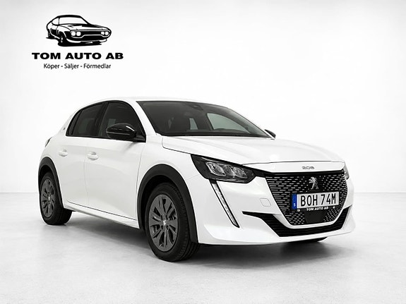 Peugeot e-208 7 of 28