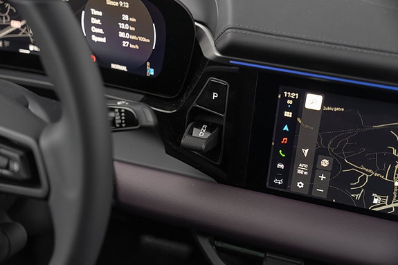 Porsche Macan 4 19 of 30