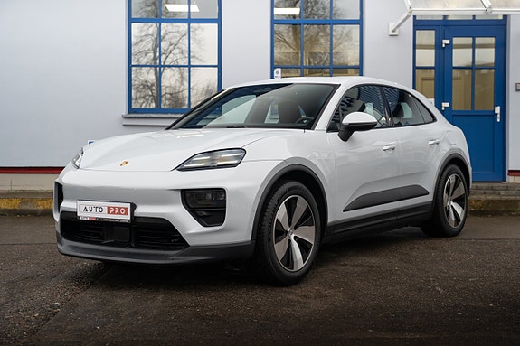 Porsche Macan 4 4 of 5