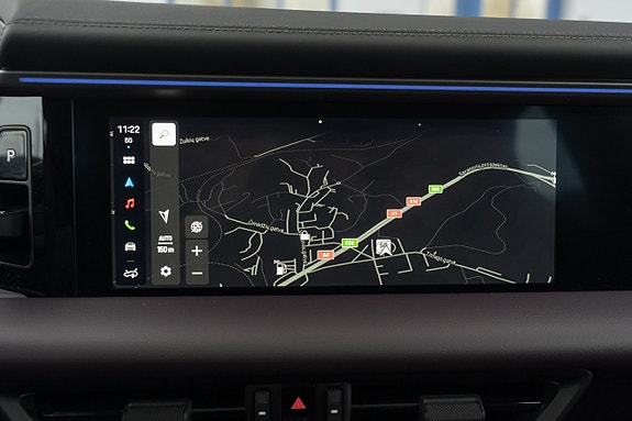 Porsche Macan 4 28 of 30