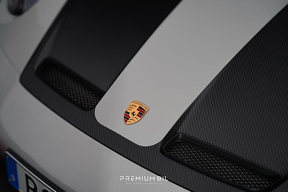 Porsche 911 3 of 5