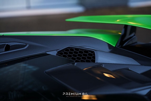 Lamborghini Huracan 17 of 22