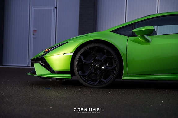 Lamborghini Huracan 6 of 22