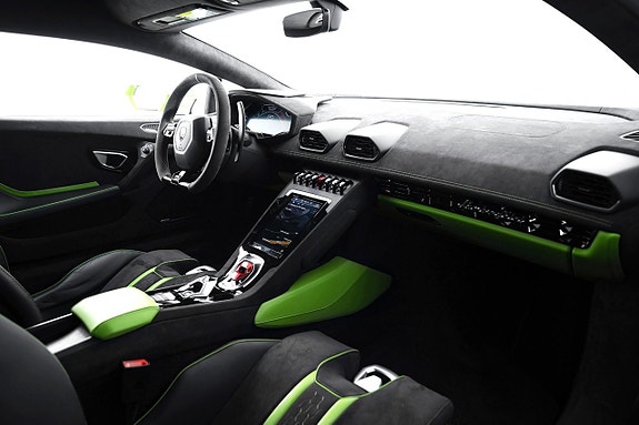 Lamborghini Huracan 7 of 22