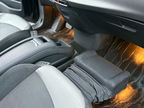 Citroen Grand C4 Picasso 13 of 24