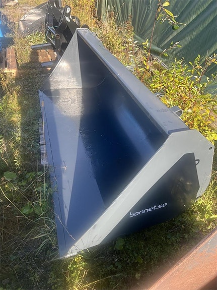 Bonnet Universalskopa 240 sms