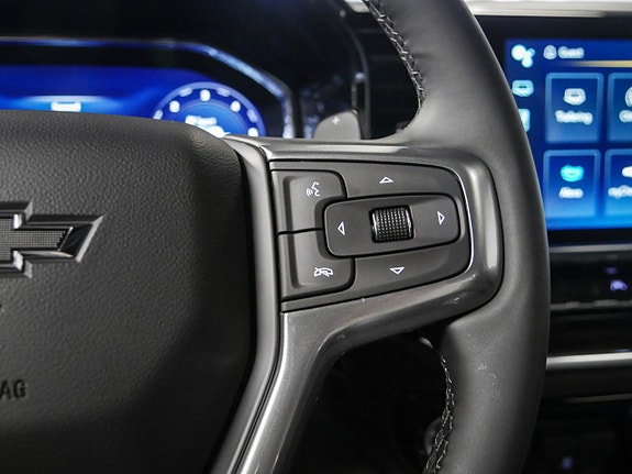 Chevrolet Silverado EV 17 of 18