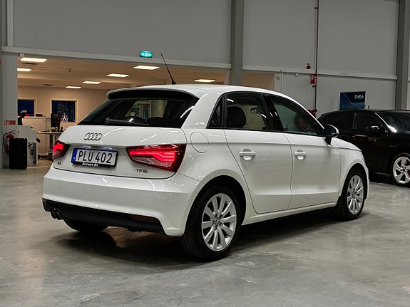 Audi A1 3 of 5