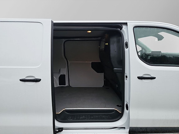 Toyota Proace 9 of 11
